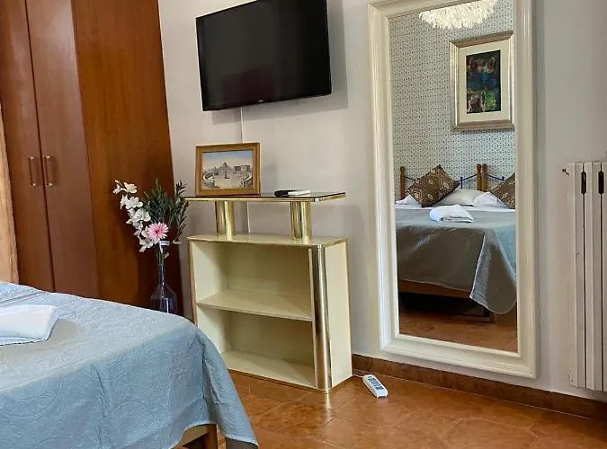 בית הארחה Milazzo Luxury *